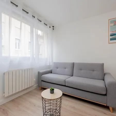 Studio De Charme Avec Parking Proche Ramblas Centre Апартаменты