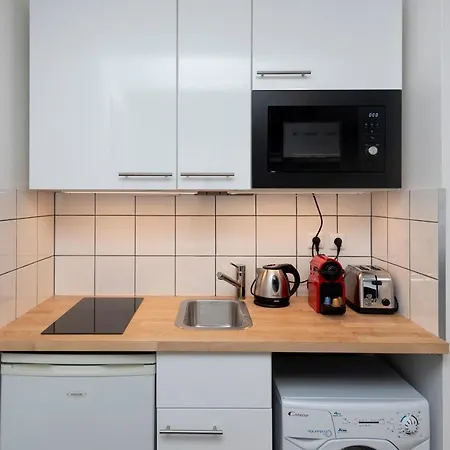 Апартаменты Studio De Charme Avec Parking Proche Ramblas Centre